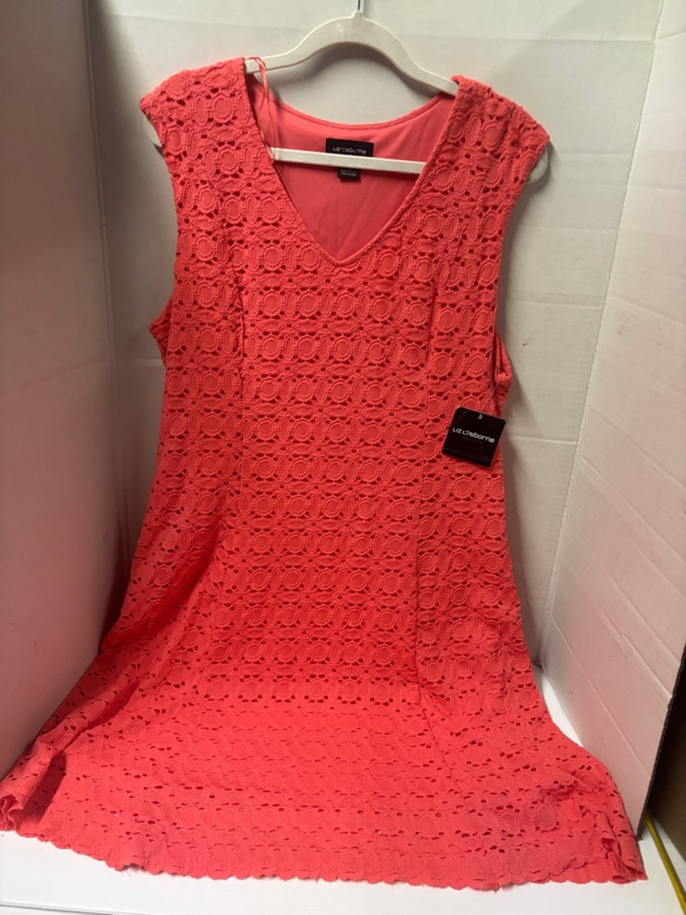Liz Claiborne Coral Lace V-Neck Sleeveless Shift Dress